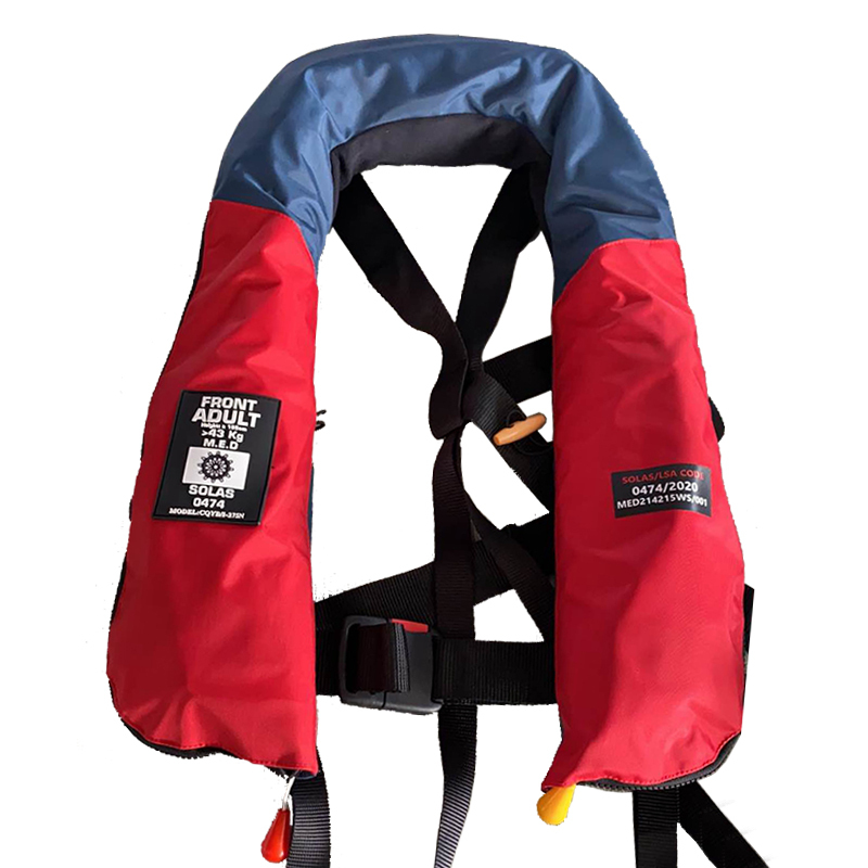 An inflatable life jacket is a lightweight, buoyant safety device designed to keep the wearer afloat in water. Unlike traditional foam life vests, it inflates on demand—either automatically upon water immersion or manually via a pull cord. Ideal for boaters, sailors, and water sports enthusiasts, it offers greater mobility and comfort while ensuring lifesaving buoyancy.